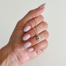 Collar dije  ojo protector Plata